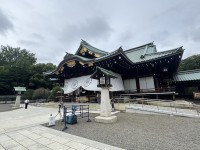 終戦の日を避けての靖国参拝と「軍旗はためく下に」