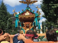 夏祭りや神輿に若い人が集まらない理由の一つに、「煙い」こともあるのでは？