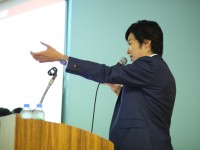 「都民ファースト」を掲げた小池知事に期待される、「チルドレンファースト」という選択