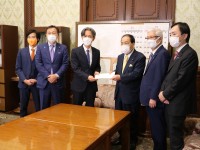 参議院の「定数6減」法案を国民民主党と維新で共同提出。国会議員は自己保身ではなく筋を通すべき